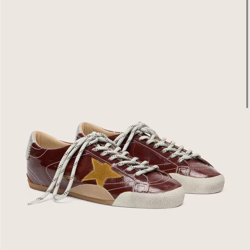 NWT Golden Goose Burgundy Leather Womens Sneakers with Gold Star - Picture 2 of 13